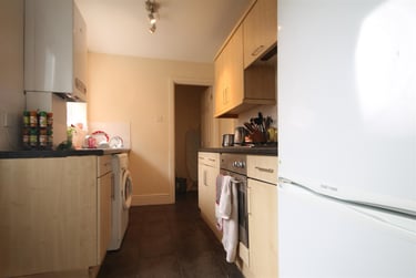 2 bed flat, Helmsley Road, Sandyford, Newcastle, NE21RE - Image 2